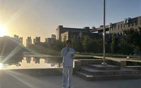 護理學院舉行升國旗儀式